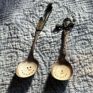 Charming Snowman Design Spoons